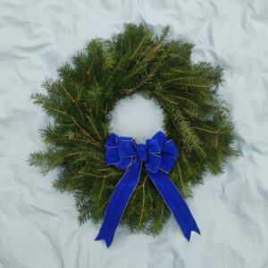 30" Fresh Douglas Pine Wreath